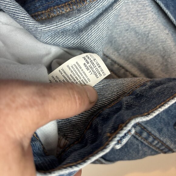 LL Bean Jeans Mens 38x28 Crisp Clean Blue Denim Natural Fit Straight Leg - Picture 7 of 11